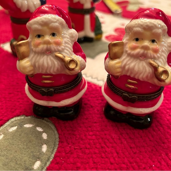 Christmas Porcelain Trinket Boxes - Picture 10 of 15